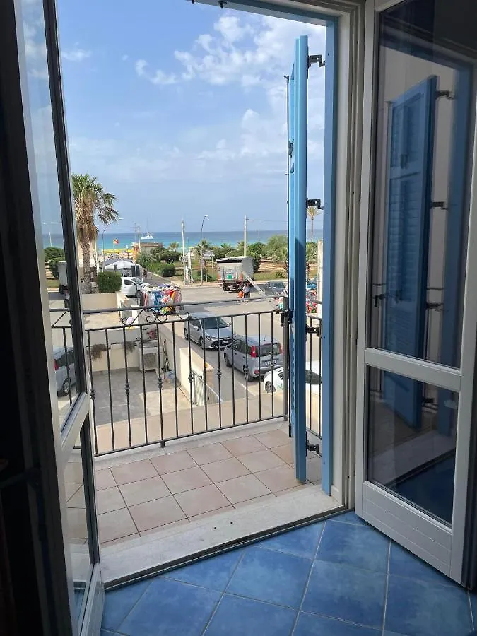 Casa vacanze NEREA - Appartamento fronte mare San Vito Lo Capo Italia